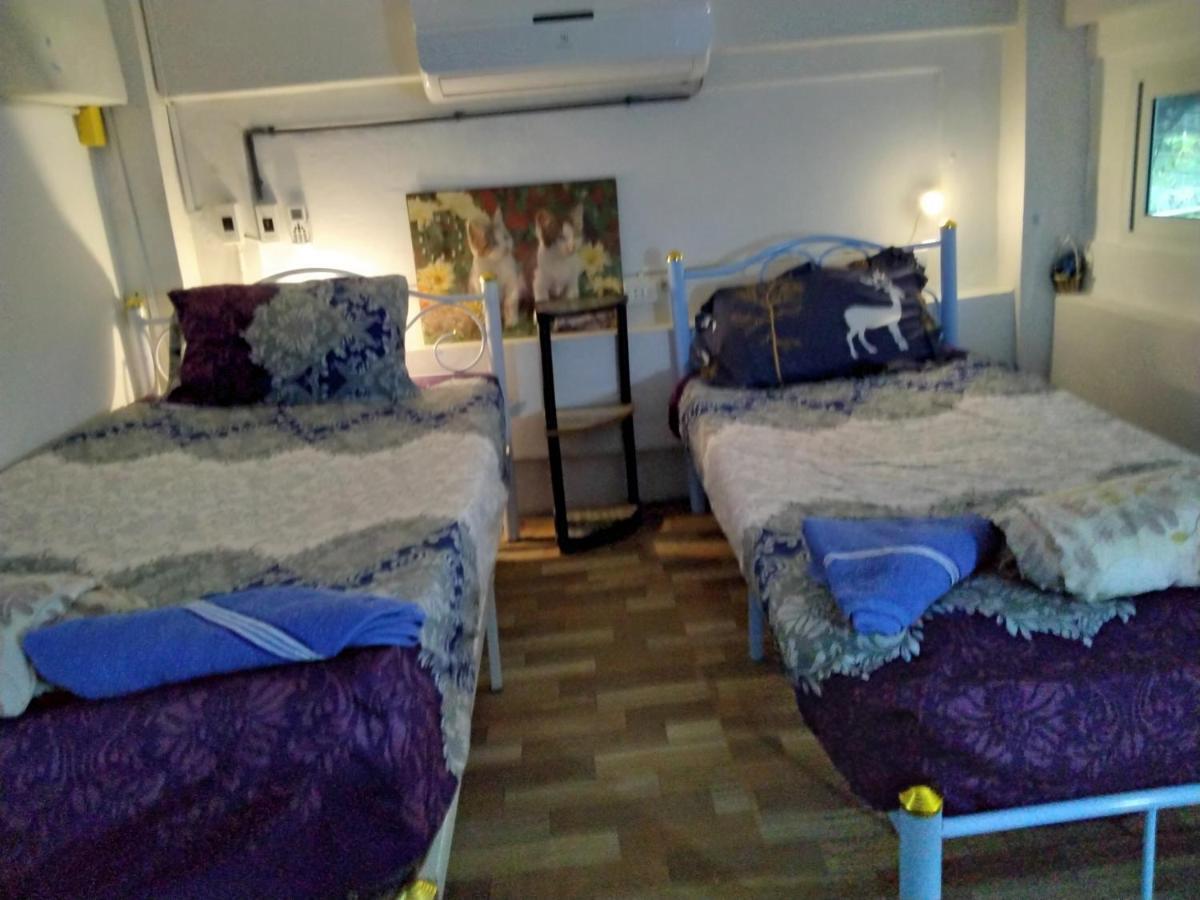 Danee Hostel Bangkok Eksteriør bilde