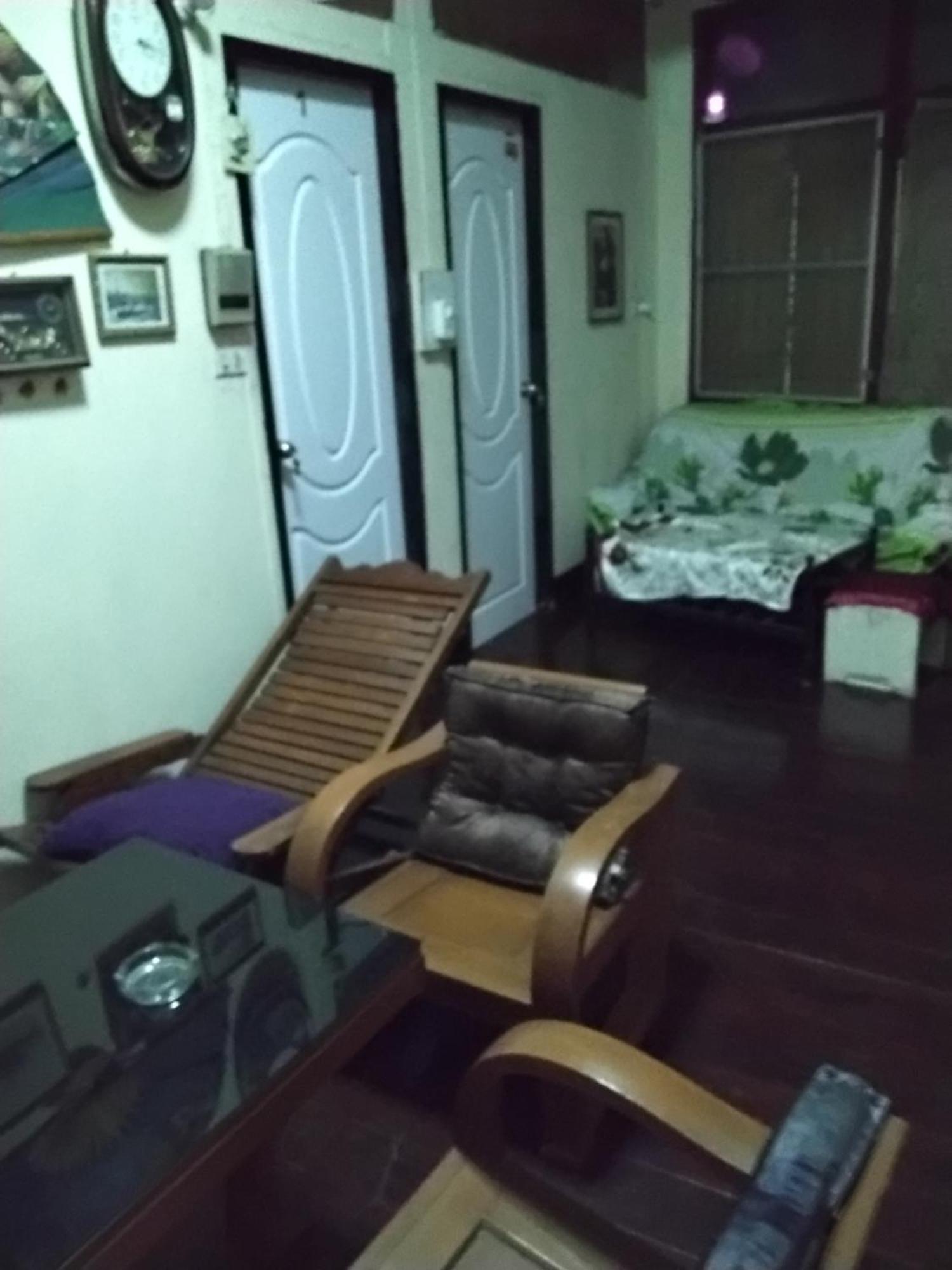 Danee Hostel Bangkok Eksteriør bilde