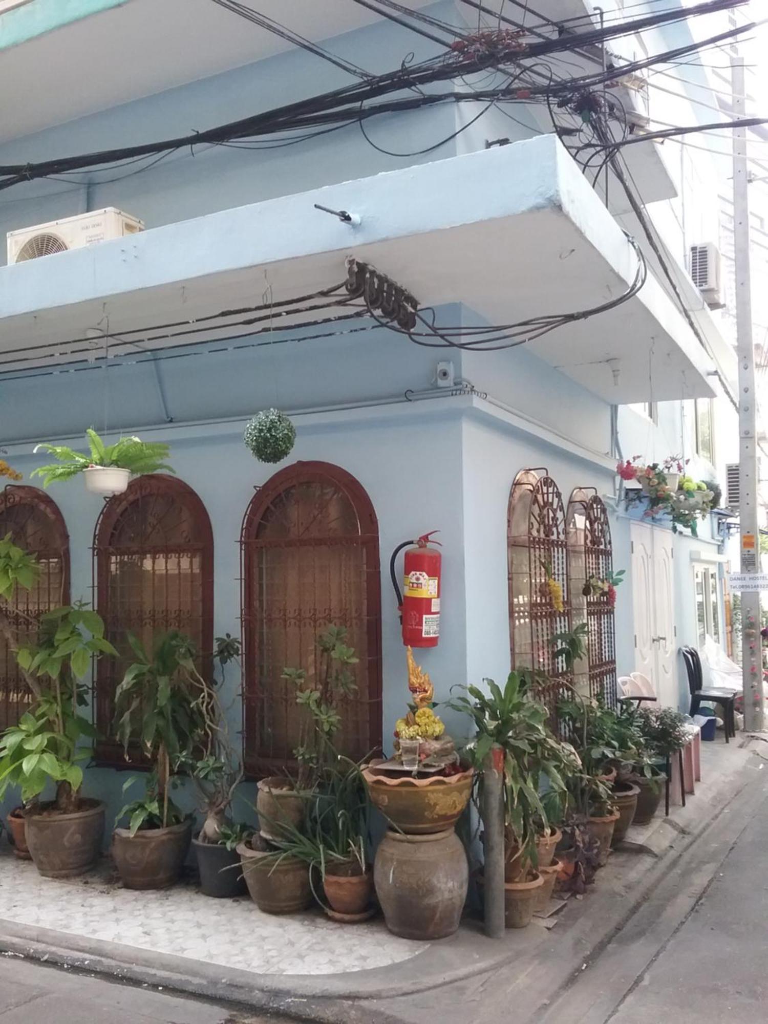 Danee Hostel Bangkok Eksteriør bilde